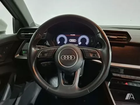 AUDI A3 Sedán Edition 30 TFSI 81 kW (110 CV)