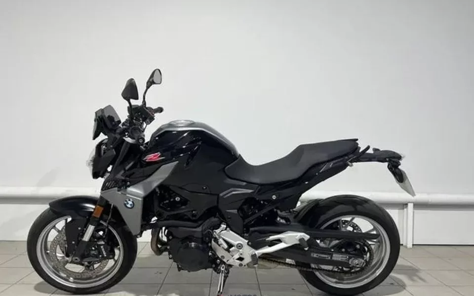BMW F900R