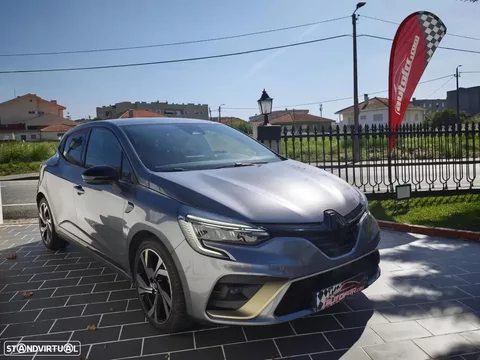 Renault Clio 1.6 E-Tech Full Hybrid RS Line