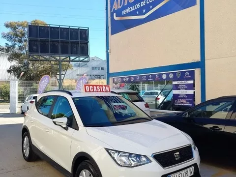 Vendido: SEAT Arona Arona 1.0 TSI Ecomotive S&S Reference 95 - 13990€ en Jerez de la frontera