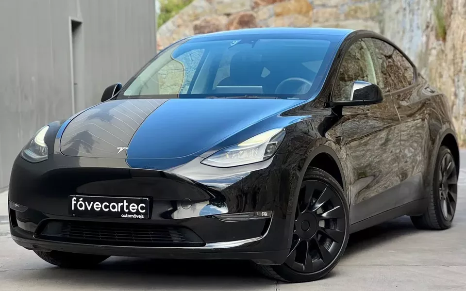 Tesla Model Y Long Range Tração Integral