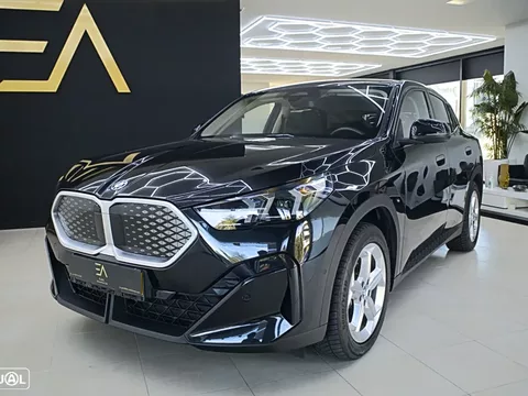 BMW iX2 xDrive30