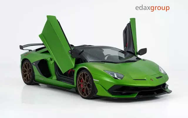 Lamborghini Aventador SVJ Roadster