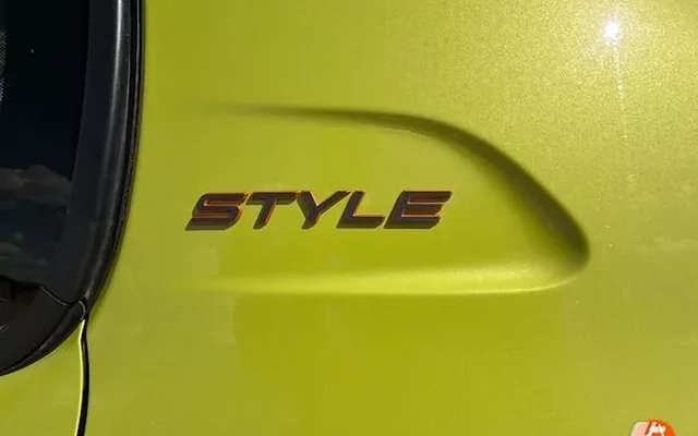 PEUGEOT 208 Style HYBRID 110 eDCS6