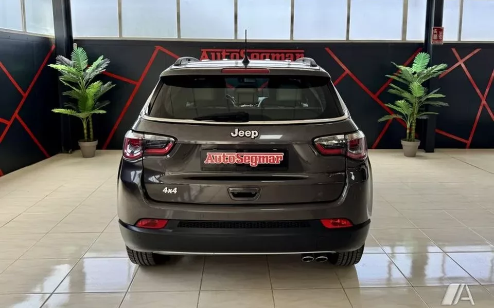 JEEP Compass Compass 2.0 Mjt Longitude 4x4 AD Aut. 103kW