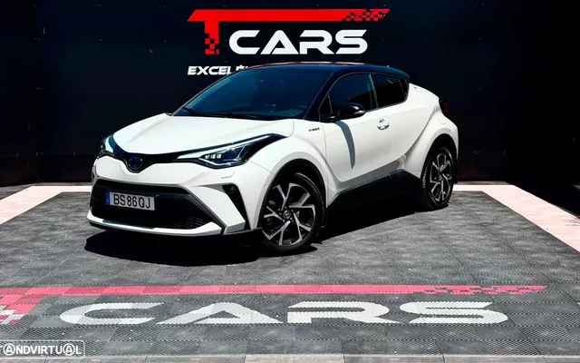 Toyota C-HR 1.8 Hybrid Square Collection