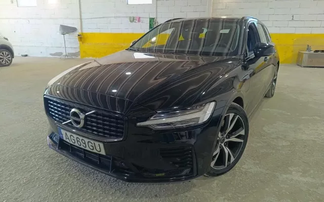 Volvo V60 2.0 T6 AWD TE R-Design
