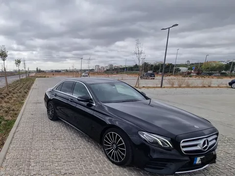 Mercedes-Benz E 220