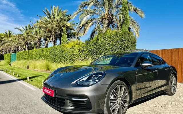 Porsche Panamera 4 Edition 10 Anos