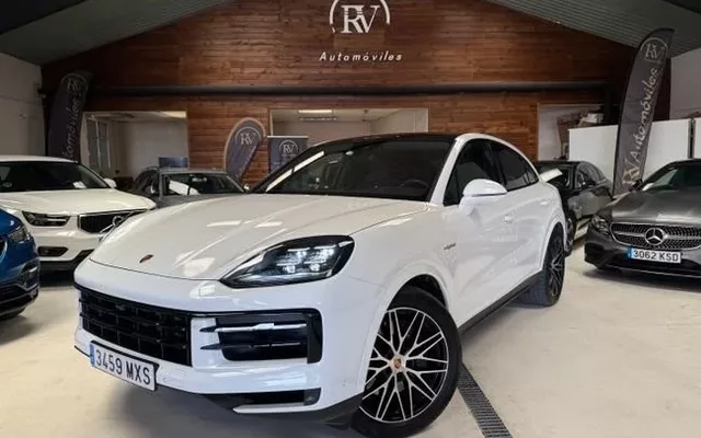 PORSCHE Cayenne Black Edition