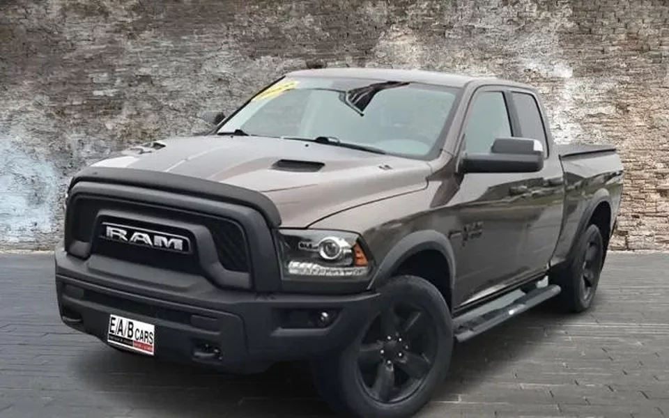 DODGE RAM DODGE 1500 5.7l V8 4x4 Quad Cab WARLOCK - 57000€ en Banastas