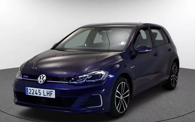 VOLKSWAGEN Golf 1.4 TSI DSG GTE 5P