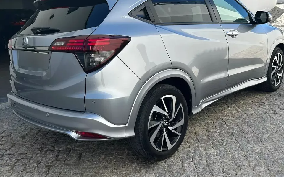 Honda HR-V 1.5 i-VTEC Elegance +C.Navi CVT