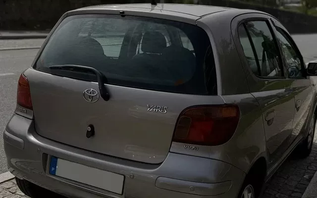 Toyota Yaris 1.0 Sol AC