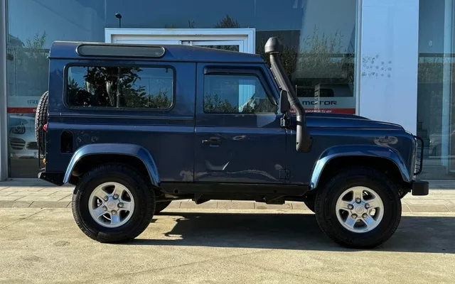LAND-ROVER Defender Defender 90 SW SE