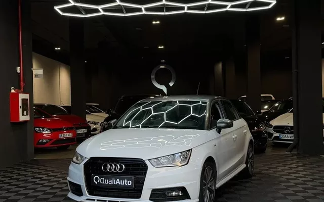 AUDI A1 Sportback 1.0 TFSI Adrenalin2