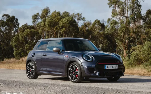MINI 3 Portas John Cooper Works Plus