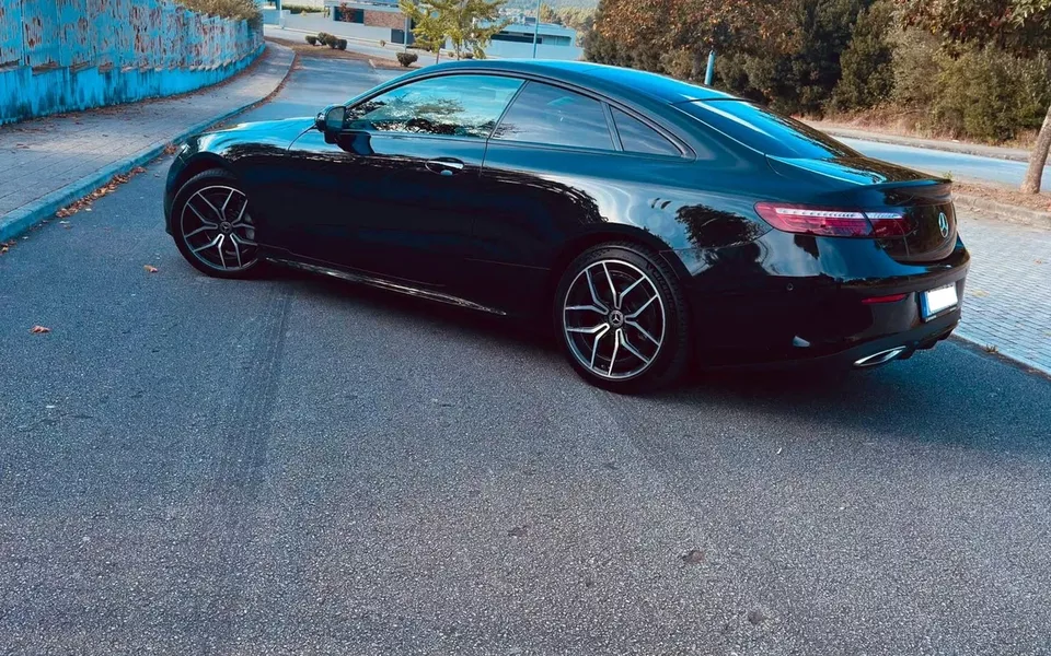 Mercedes-Benz E 220 d Aut.