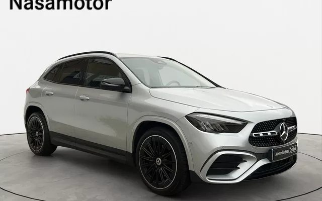 Mercedes-Benz GLA 180