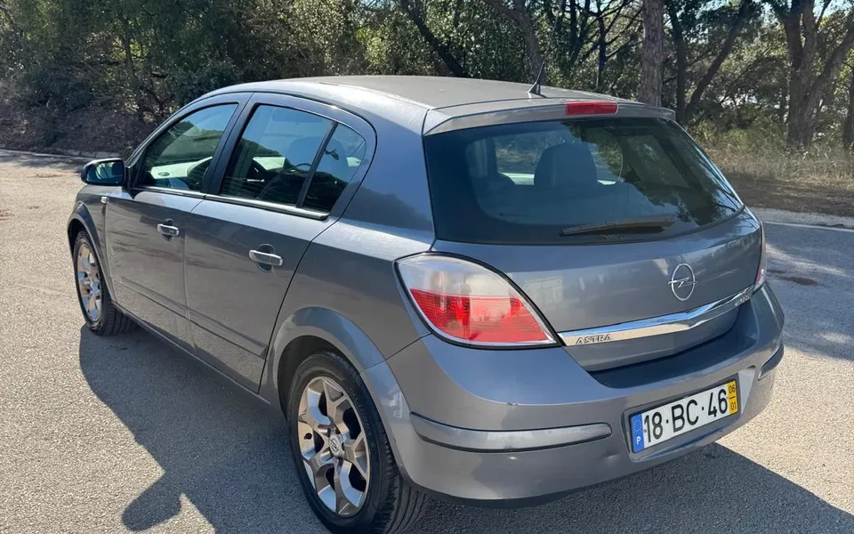 Opel Astra 1.7 CDTi Cosmo M6