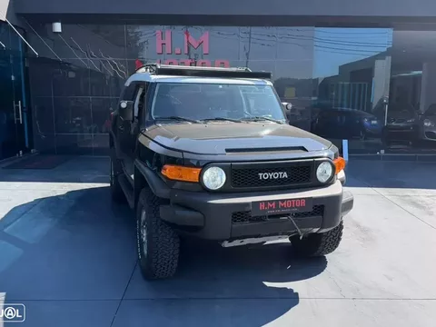 Toyota FJ Cruiser