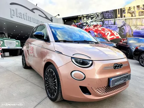 Fiat 500e La Prima