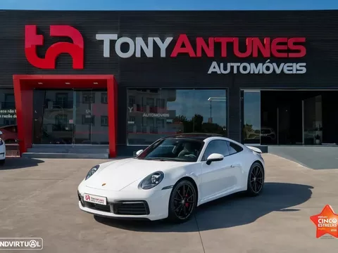 Porsche 911 (992)