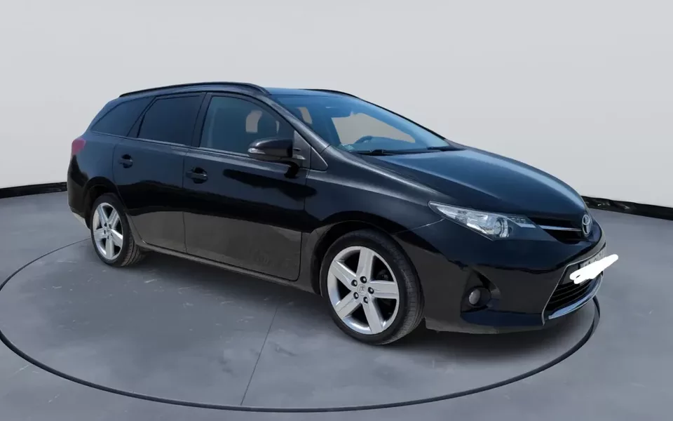 Toyota Auris 1.4 D-4D Comfort+Pack Sport