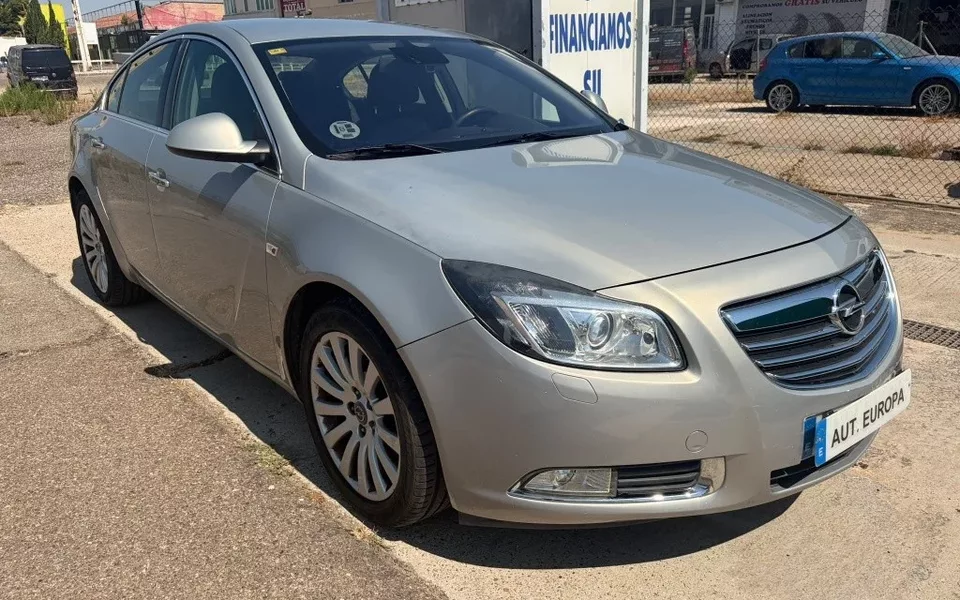 OPEL Insignia Insignia 2.0CDTI Essentia 130 - 5990€ en Zaragoza