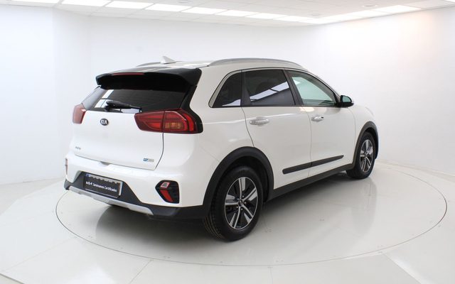 Kia Niro 1.6 GDi HEV 104kW (141CV) Drive