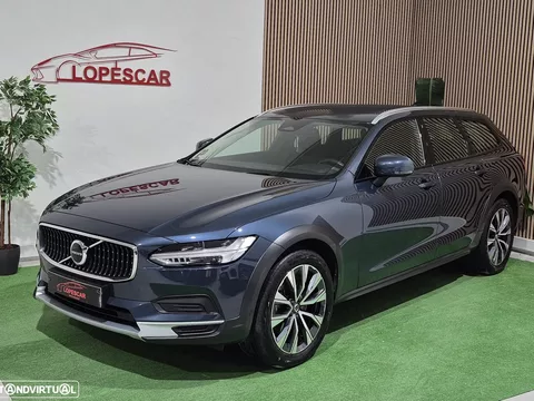 Volvo V90 Cross Country 2.0 B5 Plus AWD