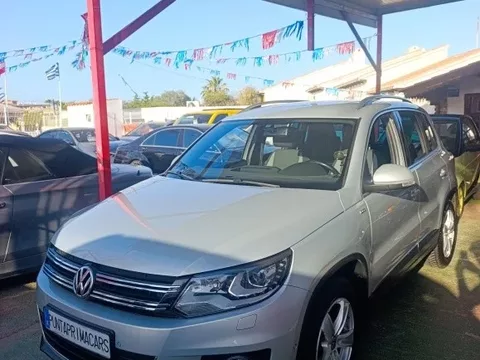 VOLKSWAGEN Tiguan VOLKSWAGEN Tiguan Todoterreno Automático de 5 Puertas