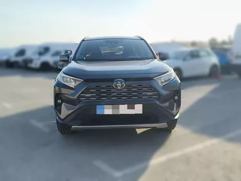 TOYOTA RAV-4 2.5l 220H Advance