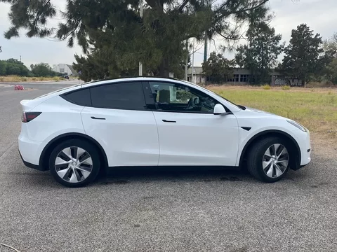 Tesla Model Y Tração Traseira
