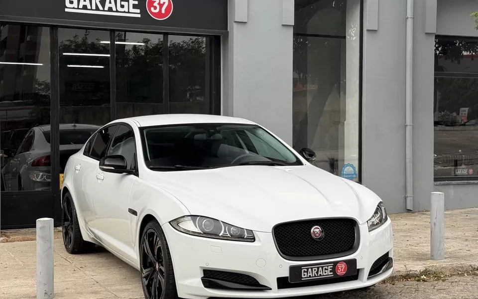 Jaguar XF 2.2