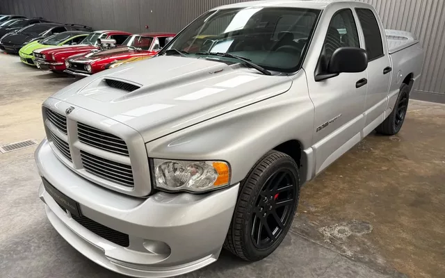 Dodge RAM SRT-10 Viper 8.3L V10 Quadcab