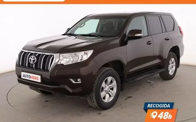 TOYOTA Land Cruiser 2.8 D-4D VX