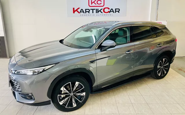 MG EHS 1.5 T-GDI Plug-in Hybrid Luxury