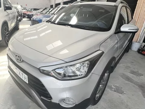 HYUNDAI i20 i20 1.0 TGDI Essence LX 100