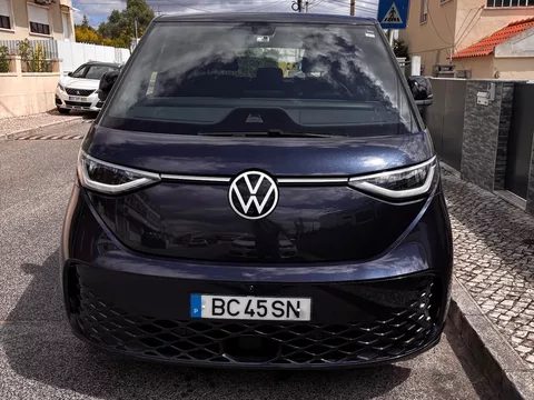 VW ID.Buzz Pro