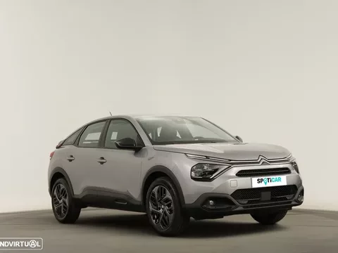 Citroën C4 1.2 PureTech Plus EAT8