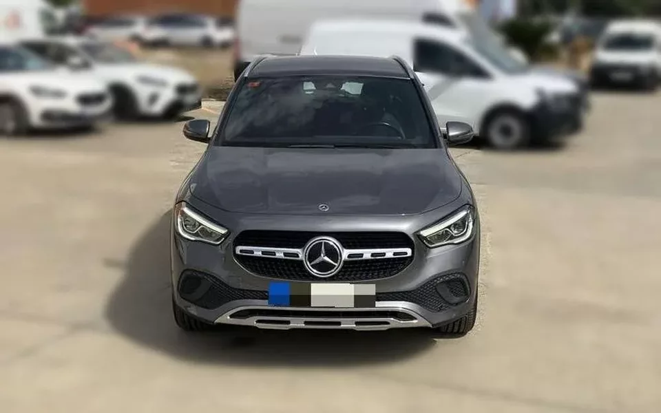 MERCEDES-BENZ Clase GLA 180 1 SOLA LLAVE
