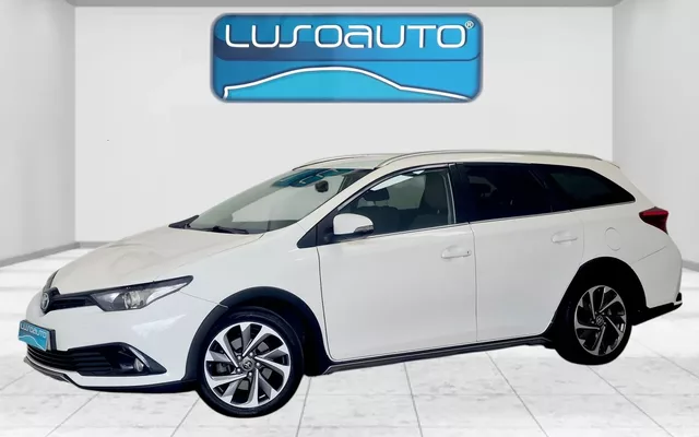 Toyota Auris Touring Sports 1.8 HSD Freestyle