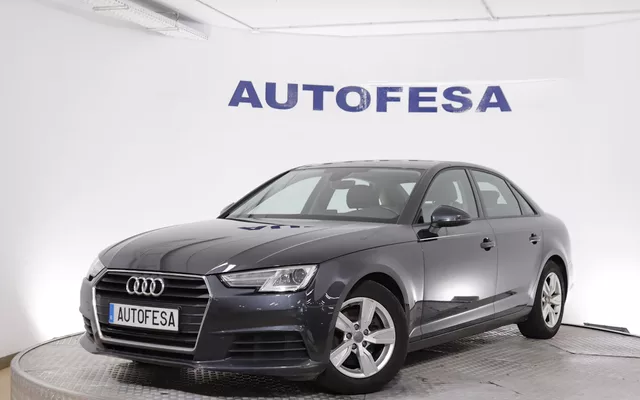Audi A4 A4 40 TFSI ADVANCE AUTO 190CV 4P ,PARKTRONIC