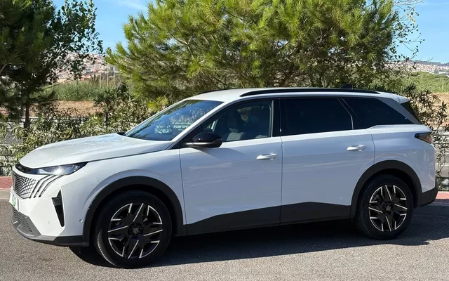 Peugeot 5008 1.2 Hybrid Allure e-DCS6