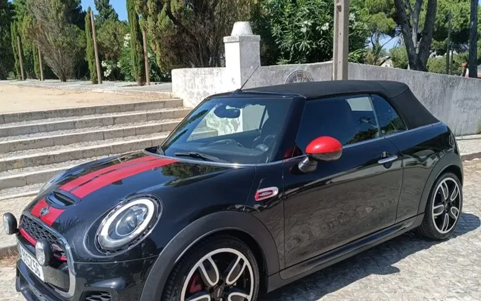 MINI Cabrio John Cooper Works