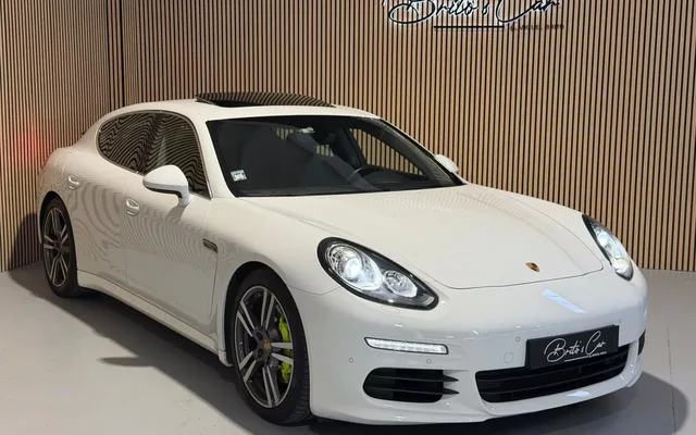 Porsche Panamera S E-Hybrid