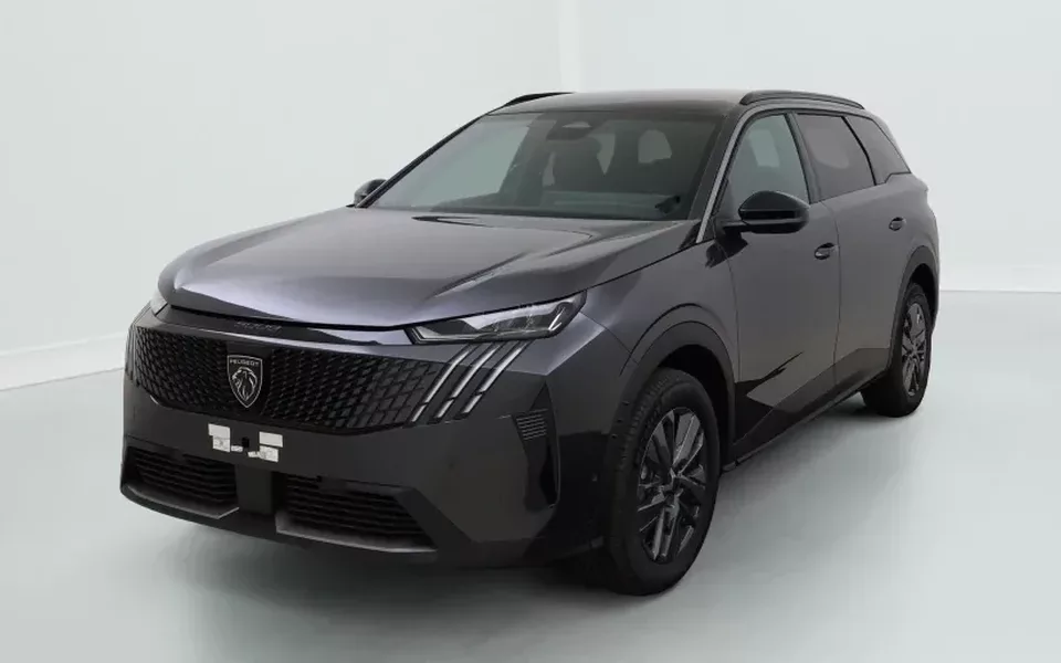 Peugeot 5008 Allure Hybrid 145 e-DCS6 Zéro km immatriculé
