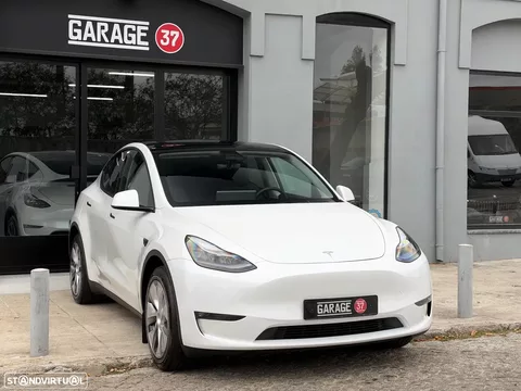 Tesla Model Y Long Range Dual Motor AWD