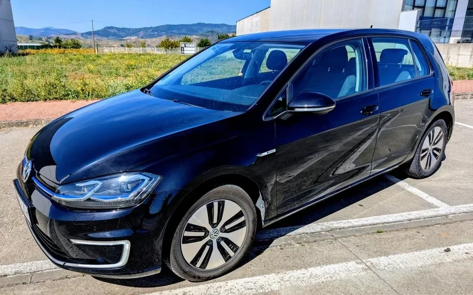 VOLKSWAGEN Golf e-Golf ePower